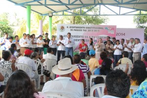 Anuncia alcalde de Paraíso compromisos de desarrollo social en zona turística