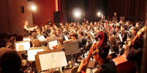 Arranca aplausos la Orquesta Sinfónica Juvenil de Quintana Roo