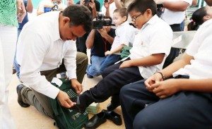 Inicia entrega de apoyos del programa Bienestar Escolar en Yucatán