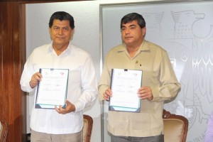 Firman convenio de colaboración Ayuntamiento de Paraíso y UJAT