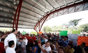 Entrega el gobernador de Quintana Roo un Domo Deportivo a los habitantes de la región 227