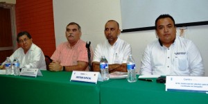 Capacitan a delegados de la capital de Tabasco para enfrentar contingencias