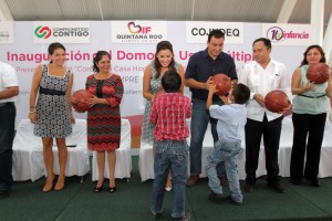 Inaugura Mariana Zorrilla de Borge domo Deportivo de Ciudad de los Niños