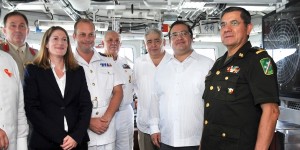 Visita gobernador Javier Duarte, Buque Militar Británico HMS Argyll