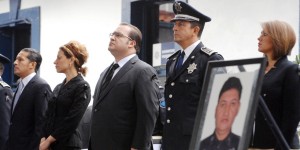Veracruz rinde honores al policía héroe Eloy Pozos Rivera