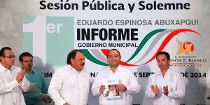 Asiste el gobernador Roberto Borge al Primer Informe de gobierno de Eduardo Espinosa Abuxapqui