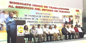 Cumple el SUTSET al gobierno y a Tabasco: Arturo Núñez