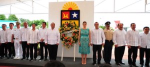 Encabeza el gobernador Roberto Borge ofrenda y guardia de honor ante Andrés Quintana Roo