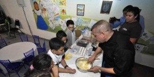 Dulce diversión en talleres infantiles en el V Festival del Chocolate en Tabasco