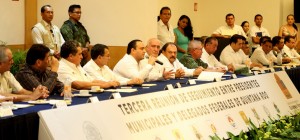 Clausura el gobernador III Reunión de seguimiento entre alcaldes y delegados federales en Quintana Roo