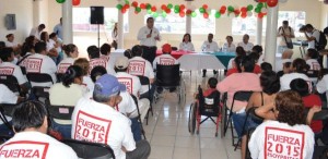 Renuncian militantes del PRD en Tabasco y se afilian al PRI
