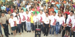 Recibe Alcalde antorcha y fuego de los JCC 2014 en Coatzacoalcos