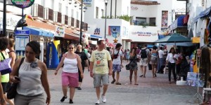 Crece 8 por ciento en Quintana Roo la derrama económica vía Turismo de Enero a Noviembre 2014