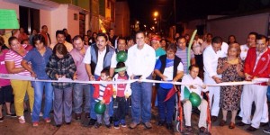Alcalde cumple con más calles pavimentadas para Coatzacoalcos