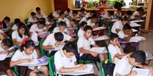 Regresan a clases en Tabasco más de 557 mil alumnos de educación básica