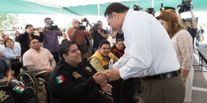 Presentan en Yucatán tarjetón para facilitar el estacionamiento a personas con discapacidad