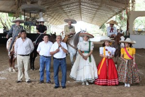 Celebran XXVI aniversario del Lienzo Charro de Cancabchén