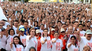 Encabeza Mariana Zorrilla de Borge “Un billón de Pie Revolución” por un Quintana Roo sin Violencia