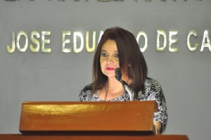 Destaca la diputada del PRI, Esther Alicia Dagdug  diálogo Pemex-habitantes