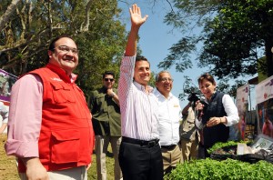 La Cruzada Nacional contra el Hambre, reflejo del éxito y fortaleza de nuestras instituciones: Javier Duarte