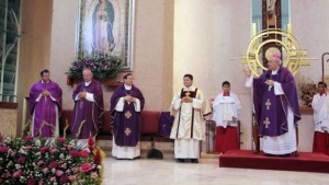 Obispos del Sureste oran por la paz
