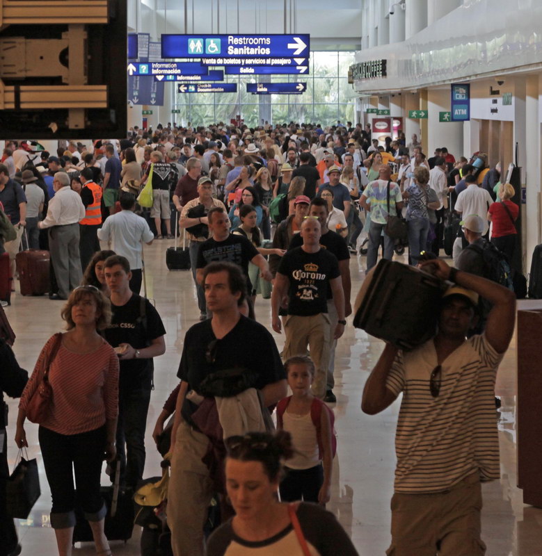 Aeropuerto_Cancun_02