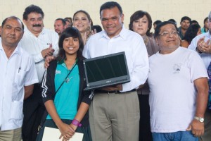 Bienestar Digital contribuye al fortalecimiento del capital humano de Yucatán: Zapata Bello