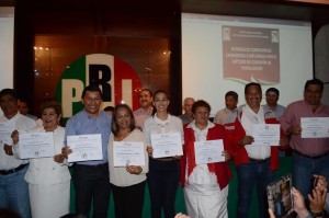 Entrega PRI Tabasco constancia a candidatos para las diputaciones locales