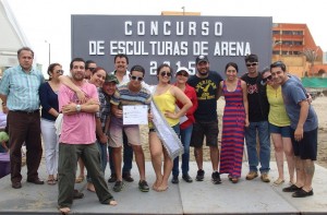 Premian en Coatzacoalcos a ganadores del concurso de Esculturas de Arena 2015
