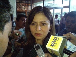 Encuestas ponen nervioso a los aspirantes por Centro: Rosalinda López