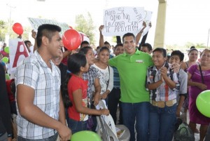 Mi compromiso es con el desarrollo de la juventud campechana: Alejandro Moreno