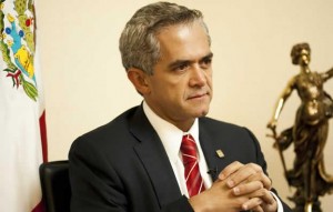 Mancera aspirante a la presidencia: Carlos Navarrete