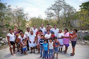 Recorre Nerio Torres Arcila más de 20 kilómetros en Mérida presentando propuestas