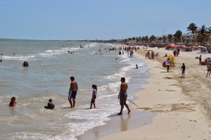 Turismo nacional llenan las playas de Progreso Yucatán