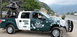 Vigilan Fuerza Civil y Policía Estatal de Veracruz regreso de vacacionistas