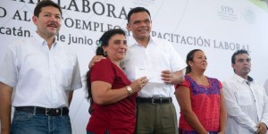 Firme política social para generar empleos en Yucatán