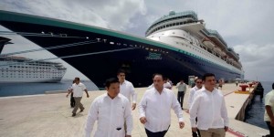 Inaugura el gobernador Roberto Borge, la ruta Caribe Maya de la Naviera Pullmantur