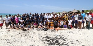 Fredy Marrufo supervisa limpieza de Playa Punta Chiqueros