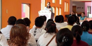 Inaugura Mariana Zorrilla de Borge el diplomado “Terapia Manuel”