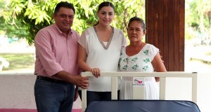 Atiende Mariana Zorrilla de Borge solicitudes de la población de Quintana Roo