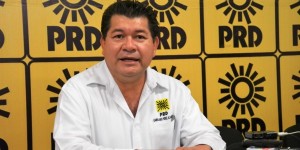 Equipo de Rosalinda López agrede al representante legal del PRD: Candelario Pérez