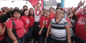 Las mujeres en Chiapas siembran prosperidad: Roberto Albores Gleason