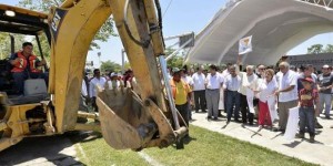 Ciclos de gobierno no deben detener progreso en Balancán: Arturo Núñez