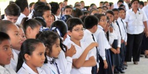 Regresan a clases 295 mil estudiantes en Campeche: Frías Maldonado
