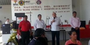 El gobernó de Tabasco garantiza a los bomberos mejorar sus condiciones laborales: Ojeda Zubieta