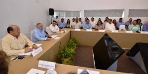 Alcaldes electos conocerán presupuesto 2016 de las secretarias en Tabasco: Arturo Núñez