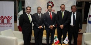 Promueve Alcalde beneficios para invertir en Coatzacoalcos