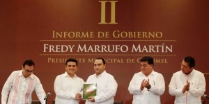 Asiste el gobernador al Segundo Informe de Gobierno de Fredy Marrufo Martin