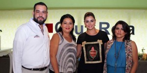 Asiste Mariana Zorrilla de Borge a evento con causa de la Cruz Roja