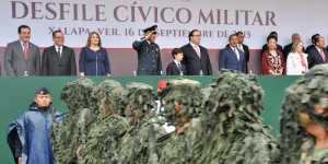 Preside Gobernador Desfile Cívico Militar del 205 Aniversario de la Independencia de México